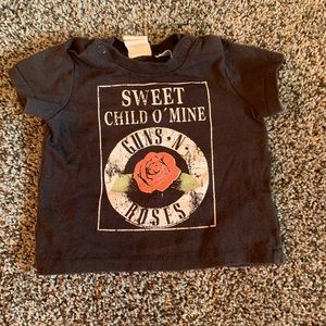 H&M Guns N Roses Shirt, 2-4 months